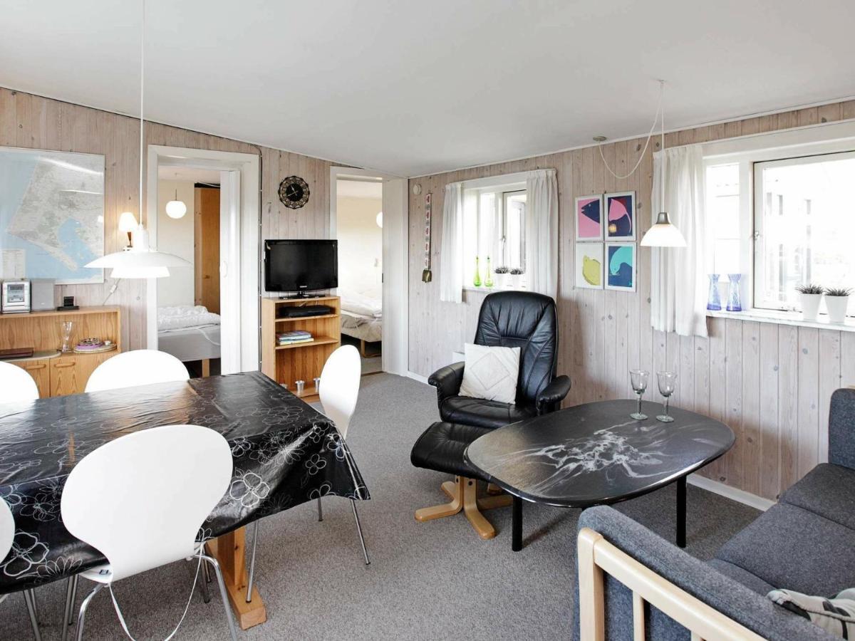 4 Person Holiday Home In Vejers Strand Exterior photo